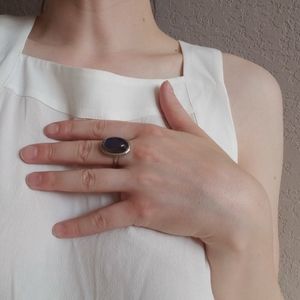 Vintage oval mood ring